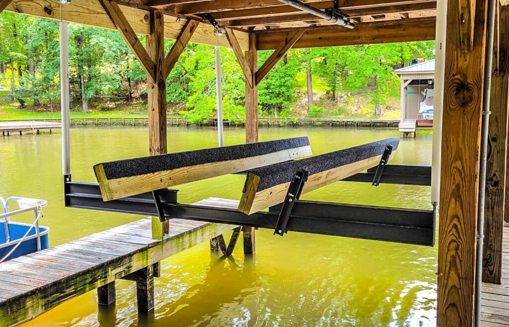 lake sinclair wake boarding boat lift