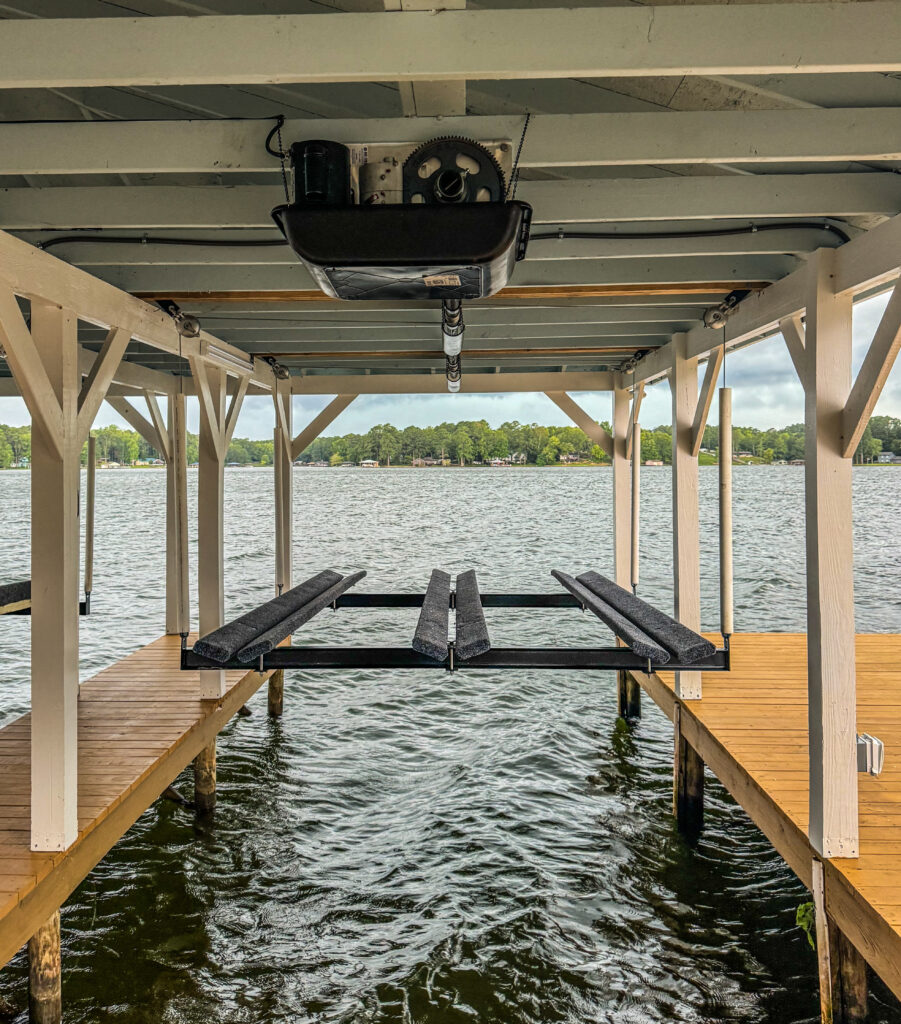 Lake Sinclair boat lifts repair service